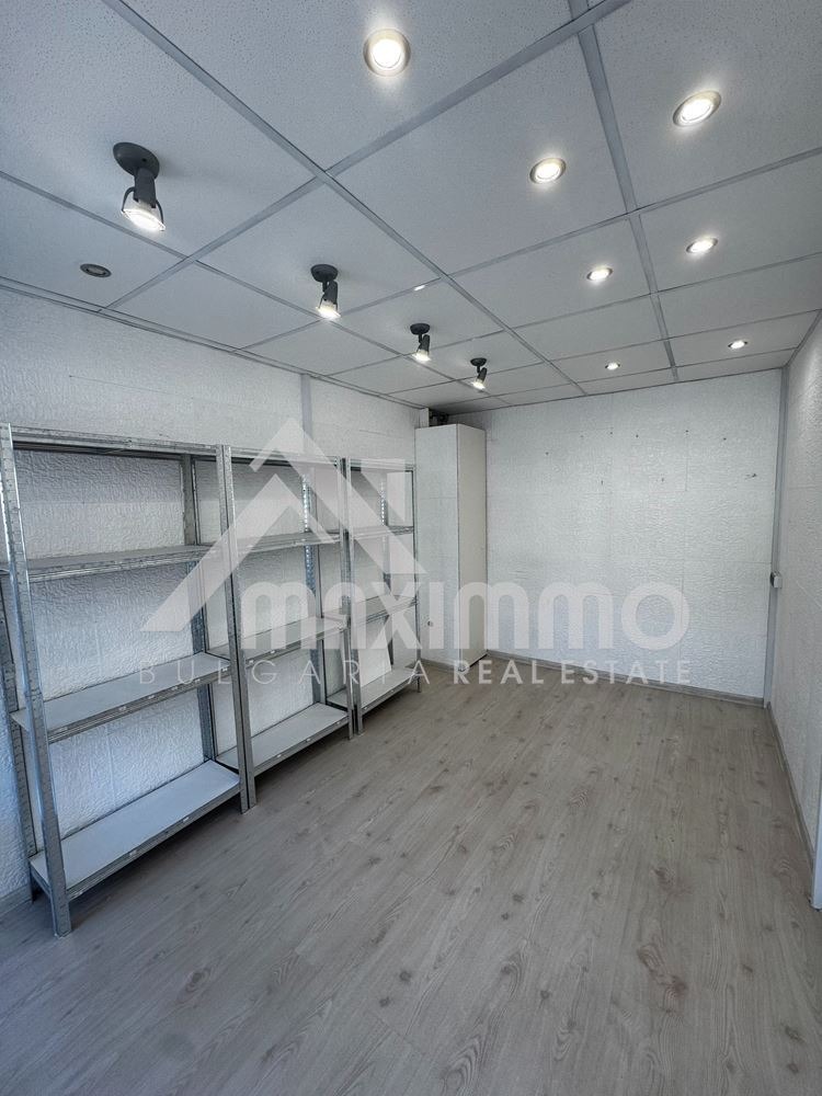 Na prodej  Prodejna Varna , Centar , 12 m2 | 20768054