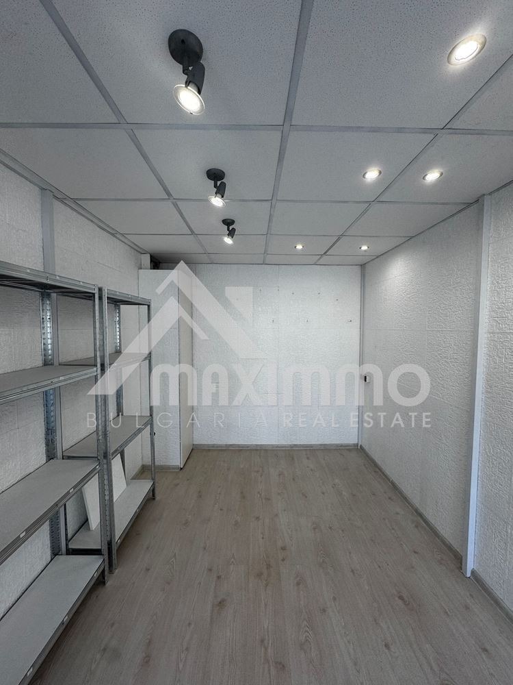 Na prodej  Prodejna Varna , Centar , 12 m2 | 20768054 - obraz [4]