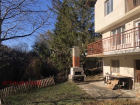 House Dragoman, region Sofia 3