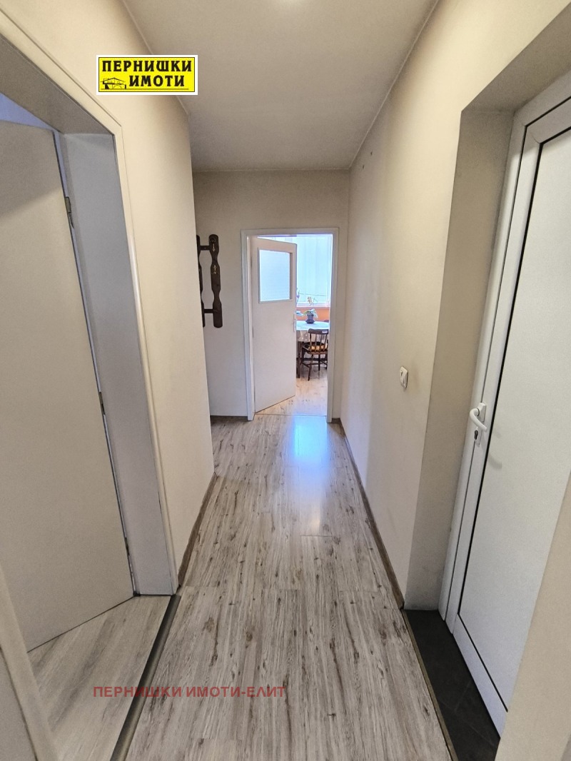 Продава  Етаж от къща град Перник , Ралица , 128 кв.м | 56228593 - изображение [10]