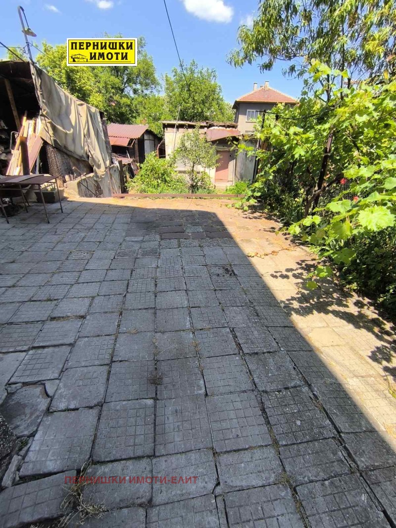 Продава  Етаж от къща град Перник , Ралица , 128 кв.м | 56228593 - изображение [12]