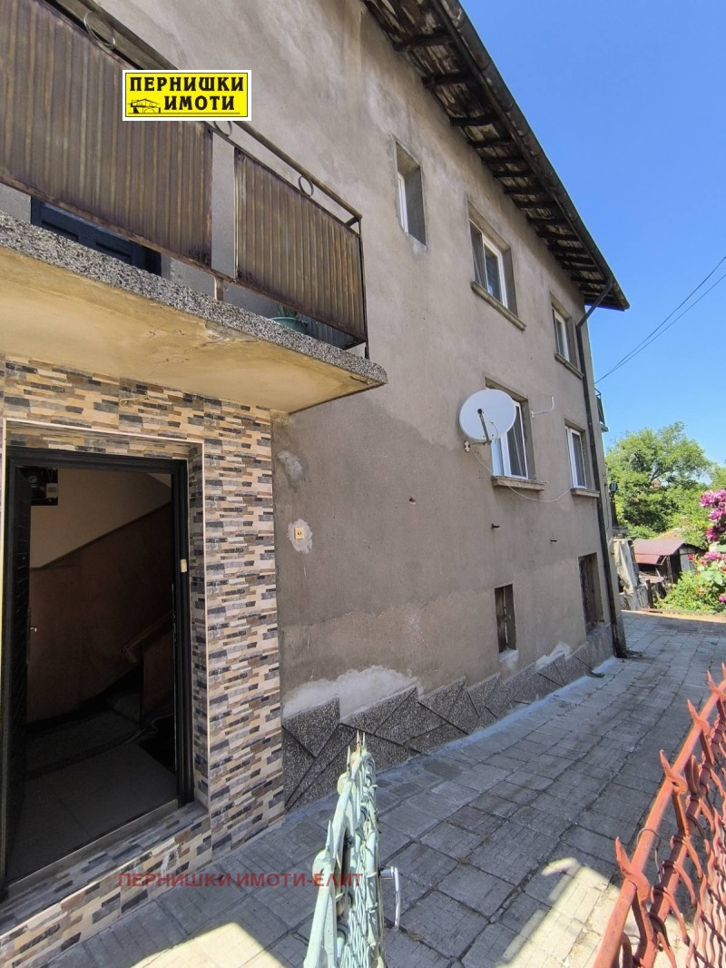 Продава  Етаж от къща град Перник , Ралица , 128 кв.м | 56228593 - изображение [13]
