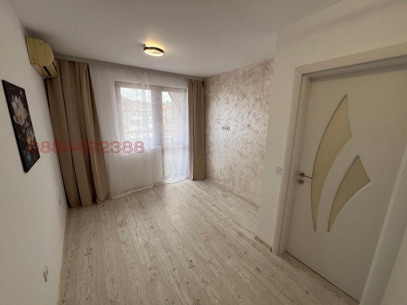 Продава 2-СТАЕН в град Варна, Погреби - 42 кв.м / 106 900 € » 209 078.23 лв.