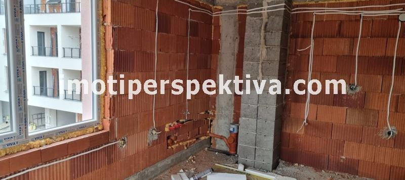 Продава 2-СТАЕН, гр. Пловдив, Кючук Париж, снимка 2 - Апартаменти - 52748201