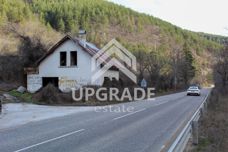 Продава ПАРЦЕЛ, с. Хвойна, област Смолян