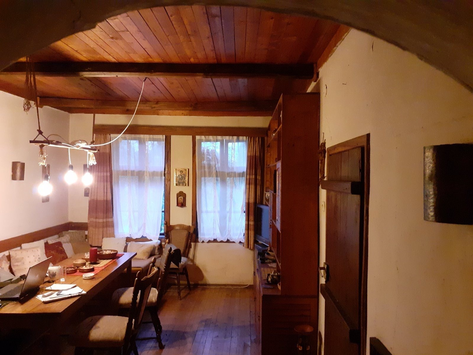 Продава КЪЩА, с. Средни колиби, област Велико Търново, снимка 2 - Къщи - 52603174