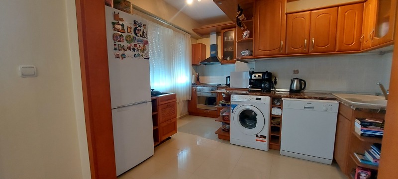 Продава  3-стаен град Хасково , Любен Каравелов , 100 кв.м | 96739034 - изображение [7]