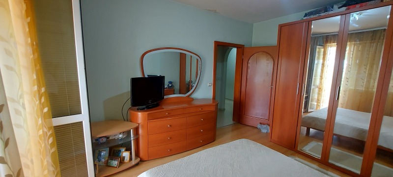 Продава  3-стаен град Хасково , Любен Каравелов , 100 кв.м | 96739034 - изображение [9]