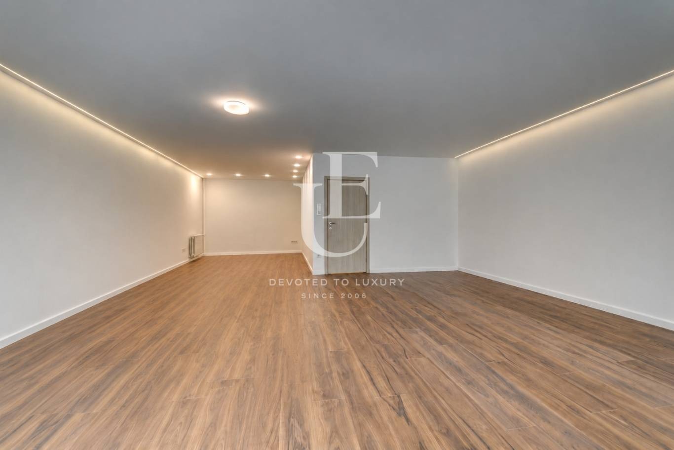 Продава 3-СТАЕН, гр. София, Лозенец, снимка 2 - Апартаменти - 54589518