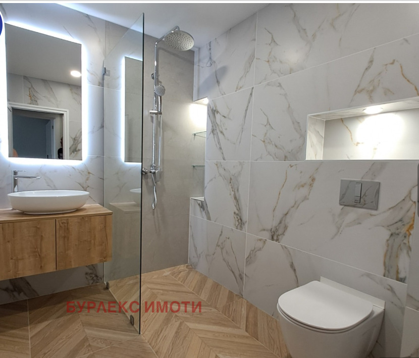 Продава 3-СТАЕН, гр. Варна, Централна поща, снимка 6 - Апартаменти - 55656026