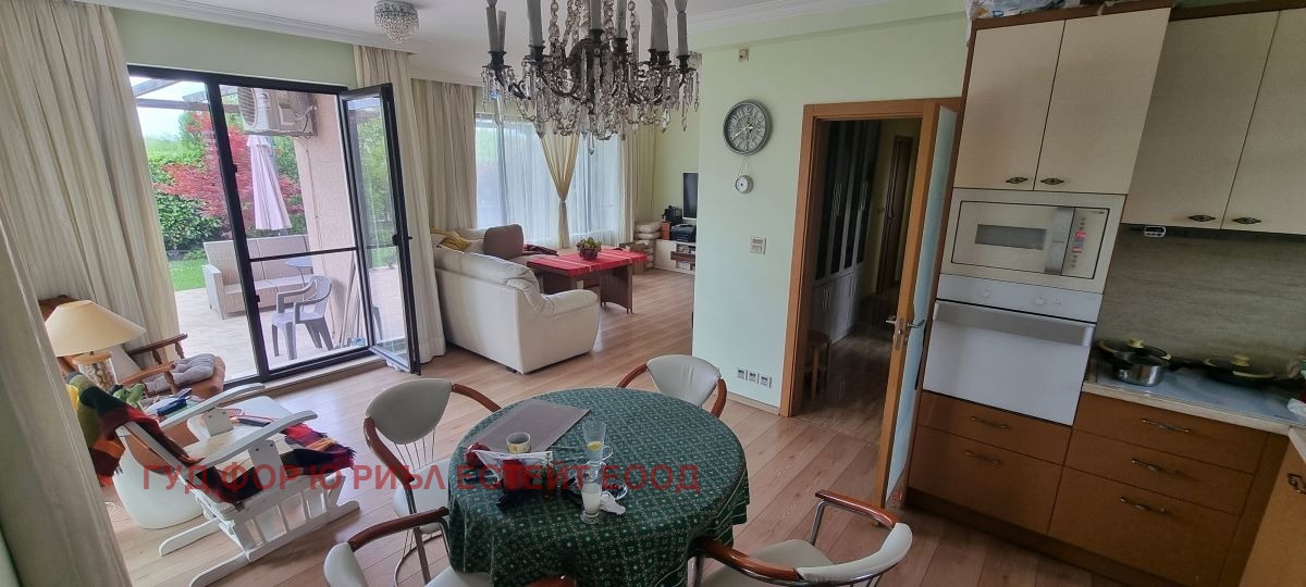 Продава КЪЩА, с. Кранево, област Добрич, снимка 3 - Къщи - 55070866