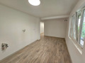 Продава АТЕЛИЕ, ТАВАН, гр. Варна, Колхозен пазар, снимка 5
