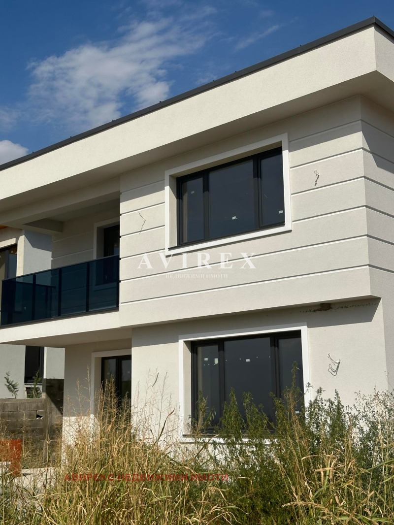 Продава КЪЩА в област Пловдив, с. Белащица - 155 кв.м / 249 900 € » 488 761.92 лв., АВИРЕКС НЕДВИЖИМИ ИМОТИ