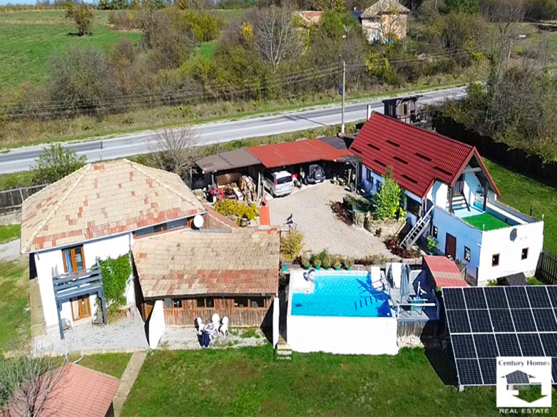 Продава КЪЩА в област Търговище, с. Моравица - 300 кв.м / 245 000 € » 479 178.35 лв., СЕНТЧЪРИ ХОУМС