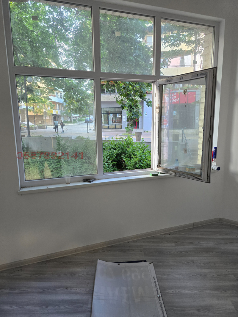 Продава ОФИС, гр. Ямбол, Център, снимка 4 - Офиси - 52783774