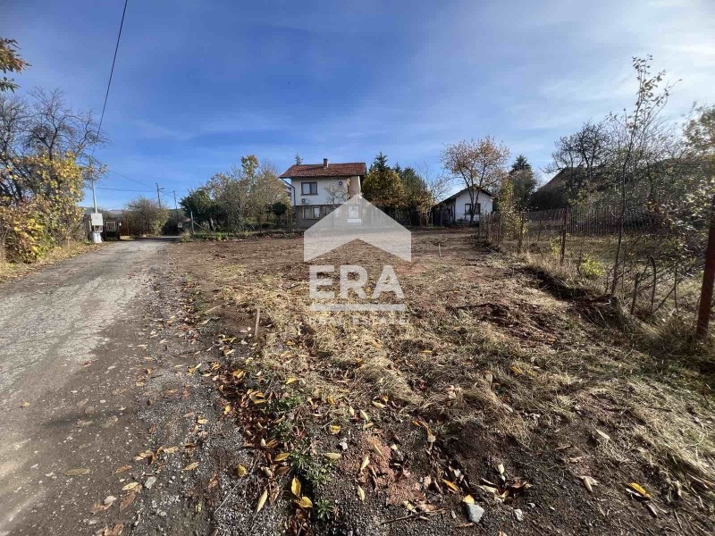 Продава КЪЩА, гр. Годеч, област София област, снимка 2 - Къщи - 56682679
