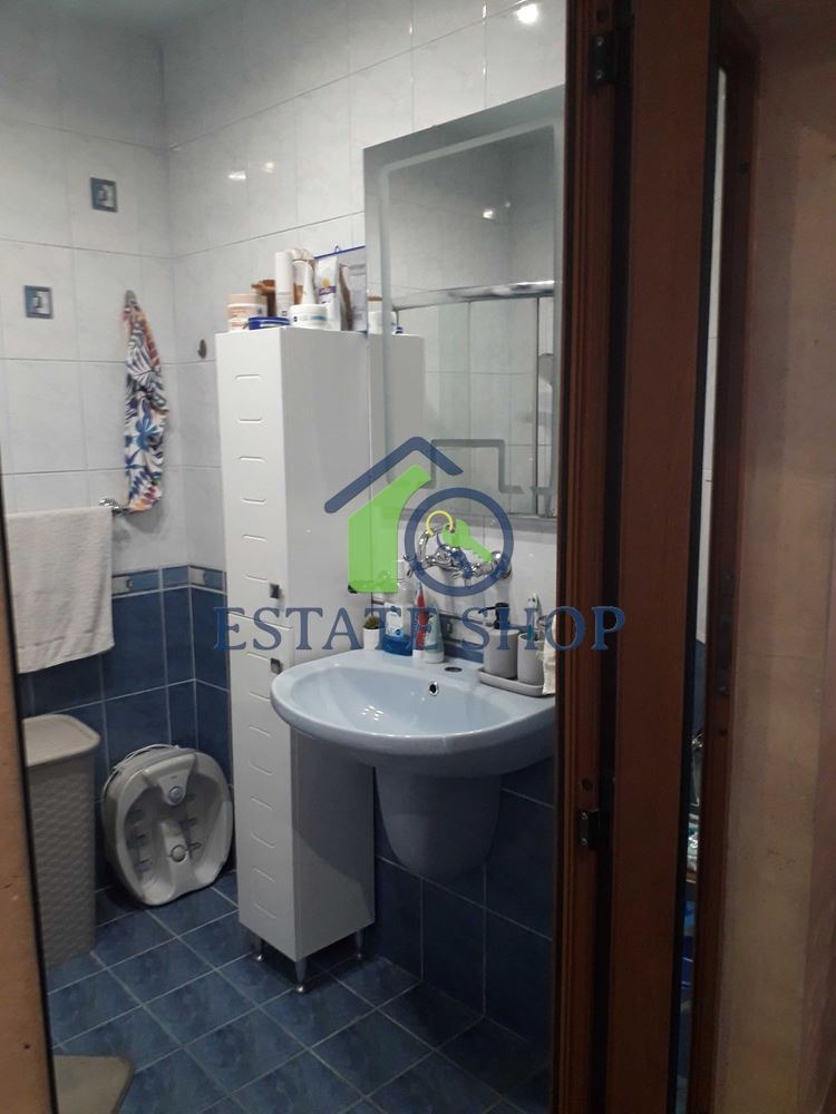 De vânzare  2 dormitoare Plovdiv , Ciuciuc Parij , 113 mp | 49352626 - imagine [8]