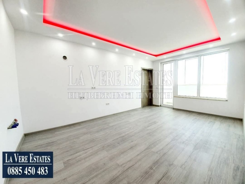 Продава  3-стаен, град Русе, Широк център •  107 000 EUR • ID 19861314 — holmes.bg - [1] 