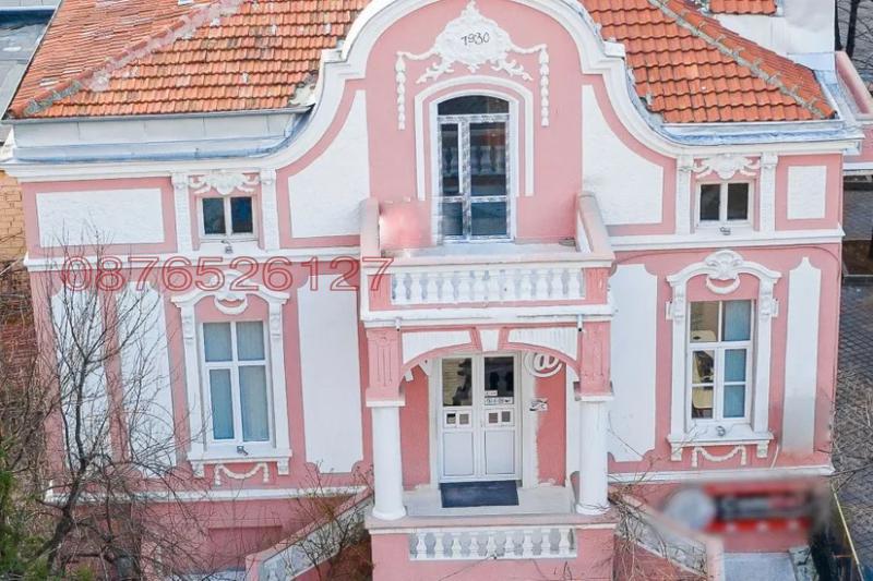 Продава КЪЩА, гр. Сливен, Център, снимка 3 - Къщи - 52769916