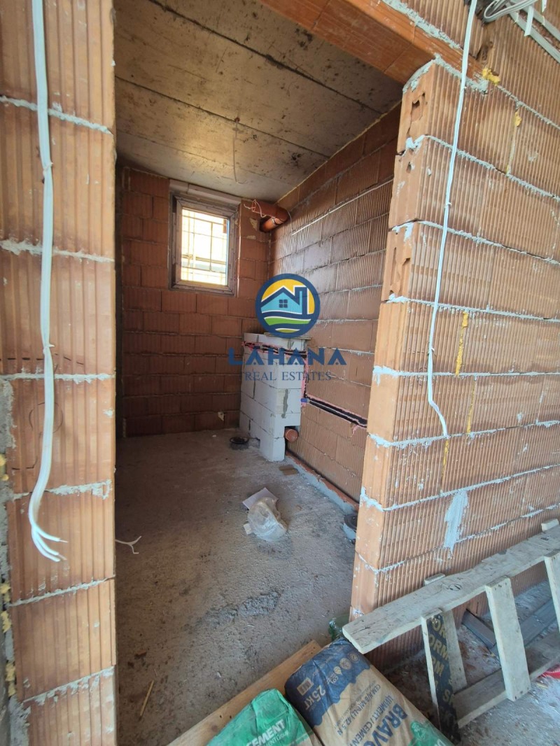 Продава КЪЩА, гр. Бургас, Сарафово, снимка 5 - Къщи - 46951919