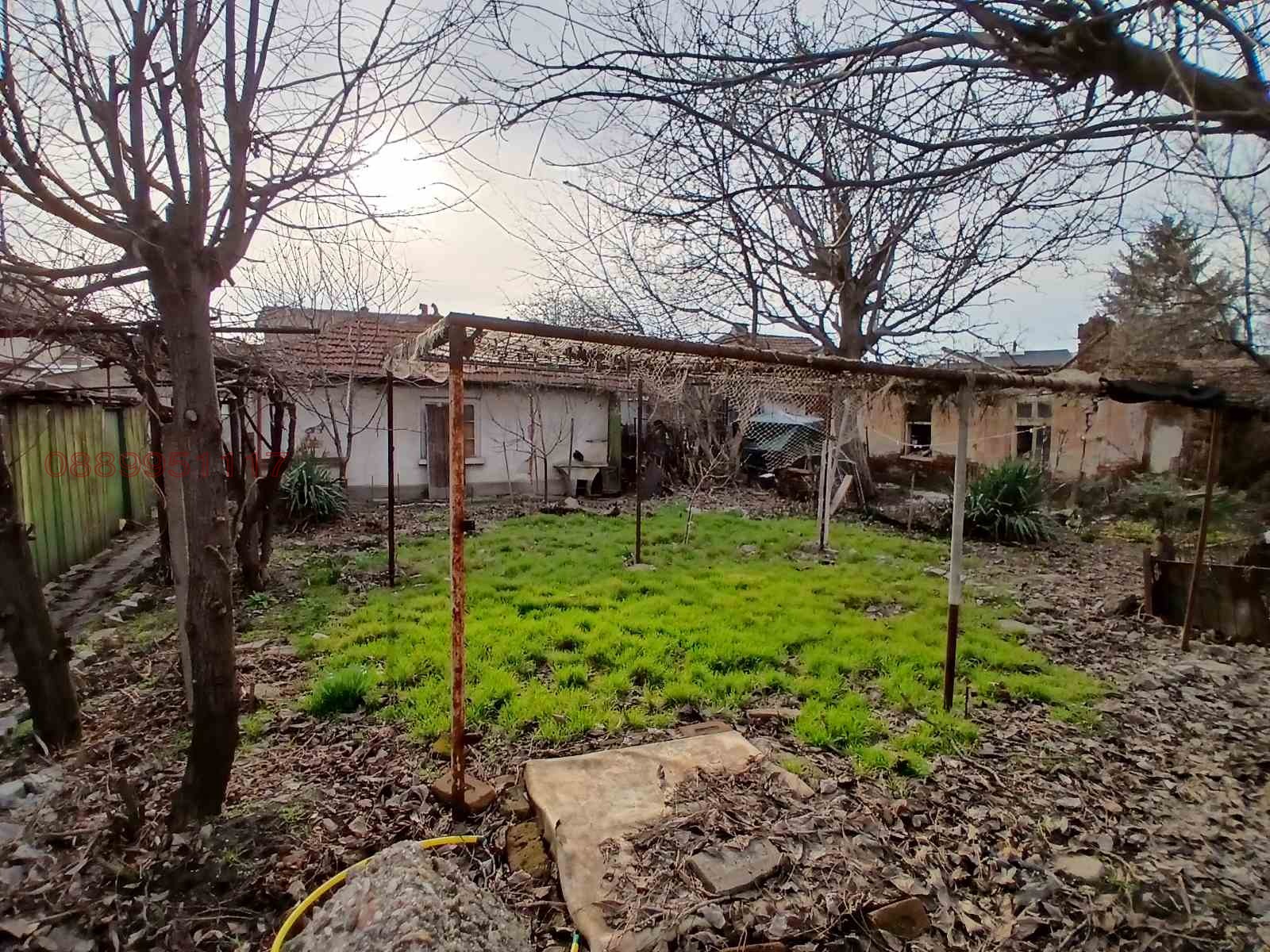 Продава КЪЩА, гр. София, Орландовци