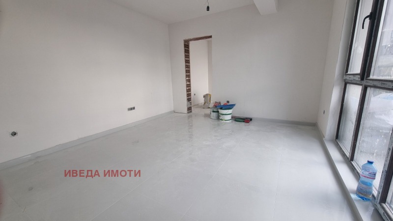Продава 2-СТАЕН, гр. Варна, Възраждане 3, снимка 2 - Апартаменти - 51180796