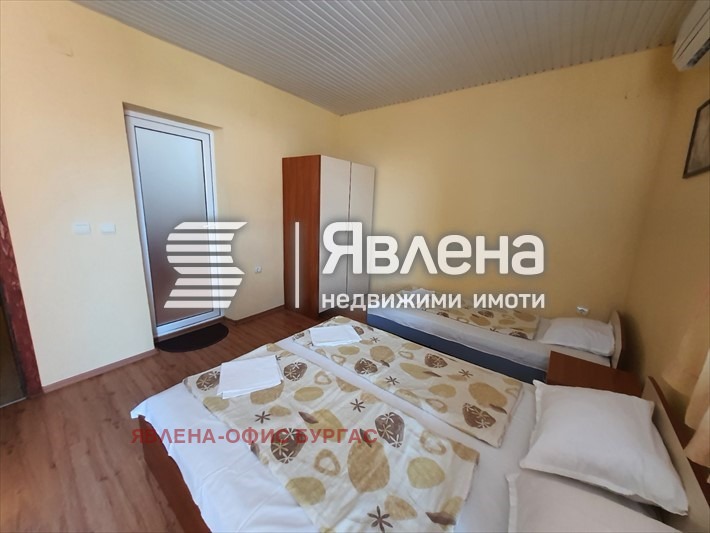 Продава ЕТАЖ ОТ КЪЩА, гр. Царево, област Бургас, снимка 2 - Етаж от къща - 54416827