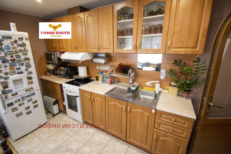 Продава КЪЩА, с. Врачеш, област София област, снимка 15 - Къщи - 52376253