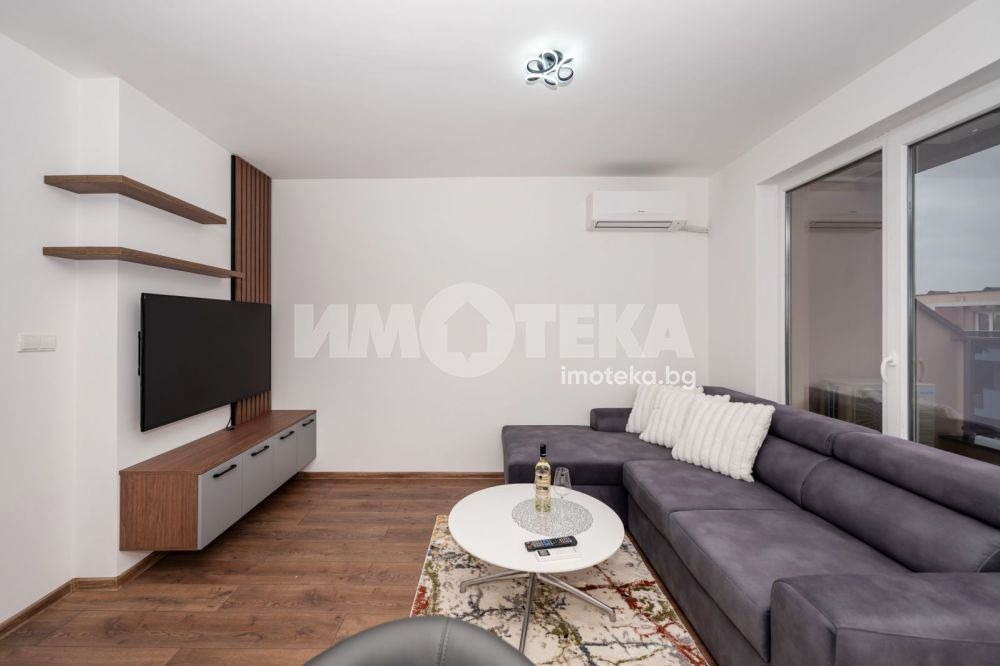 Продава 2-СТАЕН, гр. Пловдив, Остромила