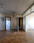 Продава 4-СТАЕН, град Пазарджик, Център • 105000 € • 64287221 14