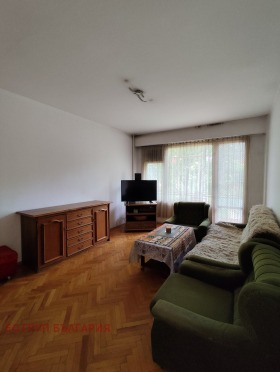 2 Schlafzimmer Hadschi Dimitar, Sofia 3