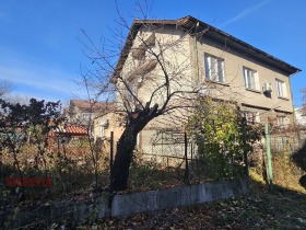 Piano della casa Klepalo, Pernik 10