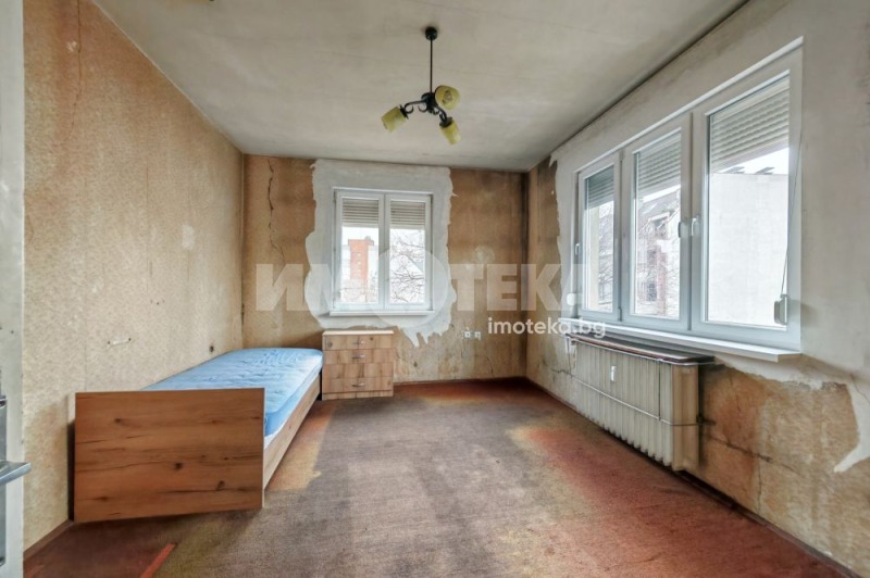 Продава 3-СТАЕН, гр. София, Център, снимка 6 - Апартаменти - 53413886