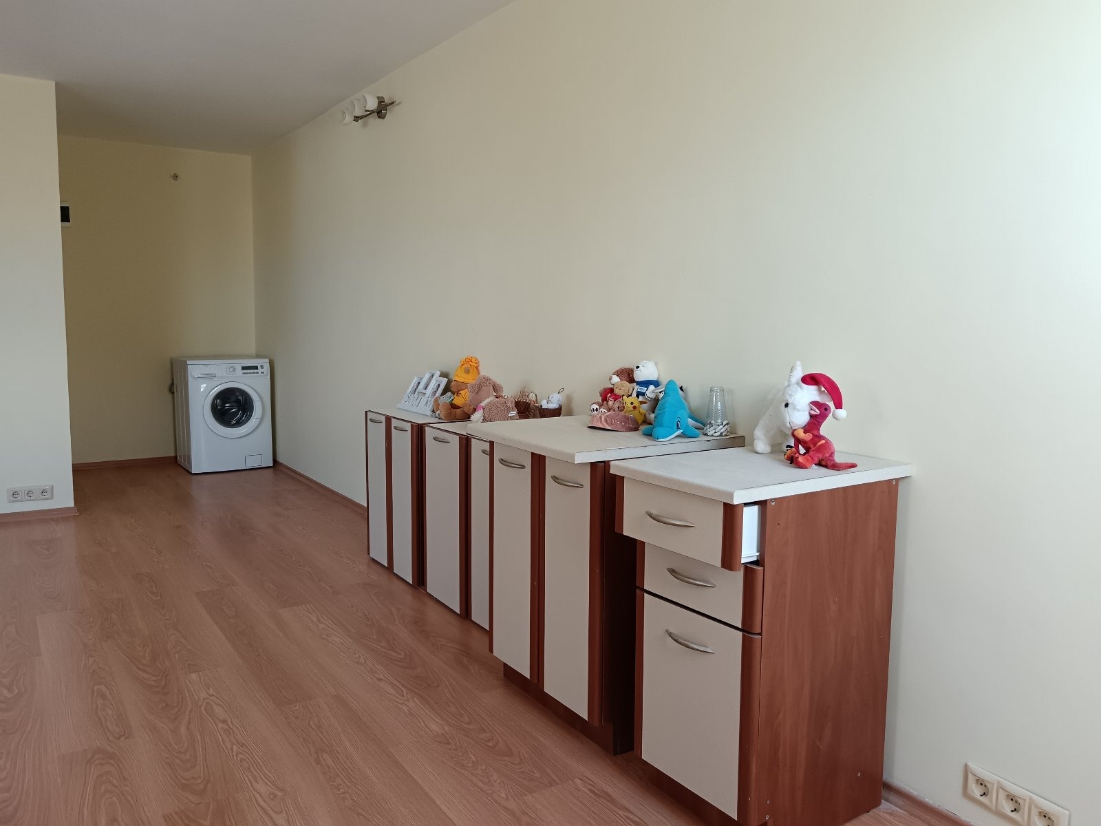 Продава 1-СТАЕН, гр. Бяла, област Варна, снимка 5 - Апартаменти - 53643192