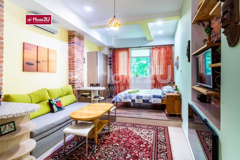 En venta  Estudio Sofia , Tsentar , 46 metros cuadrados | 99787596
