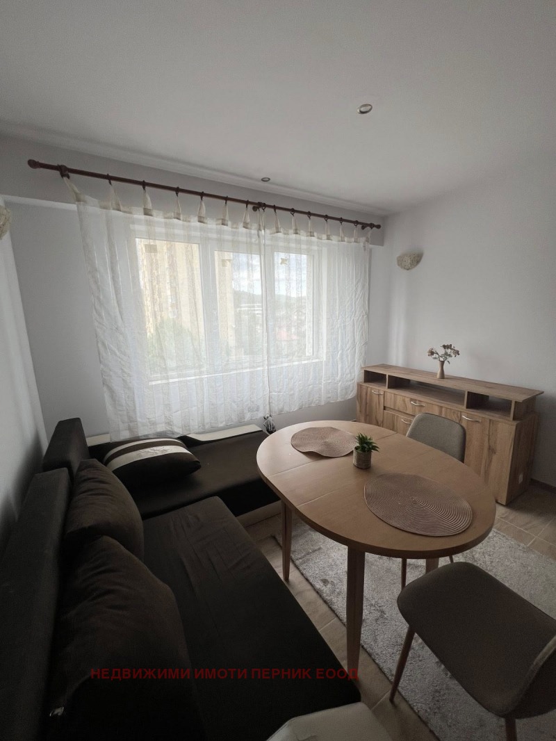 Te koop  Studio Pernik , Mosjino , 25 m² | 74146366 - afbeelding [2]