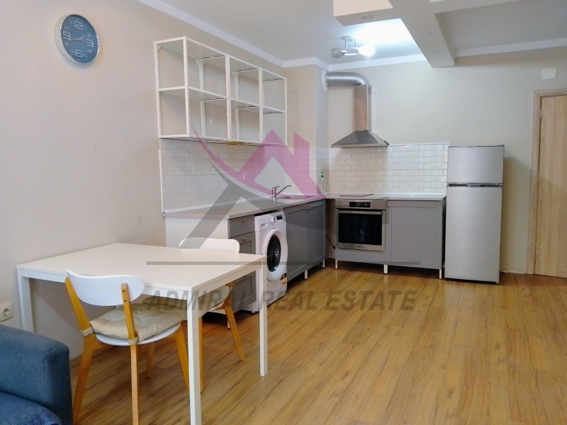 Продава 2-СТАЕН, гр. Варна, Бриз, снимка 2 - Апартаменти - 52464300