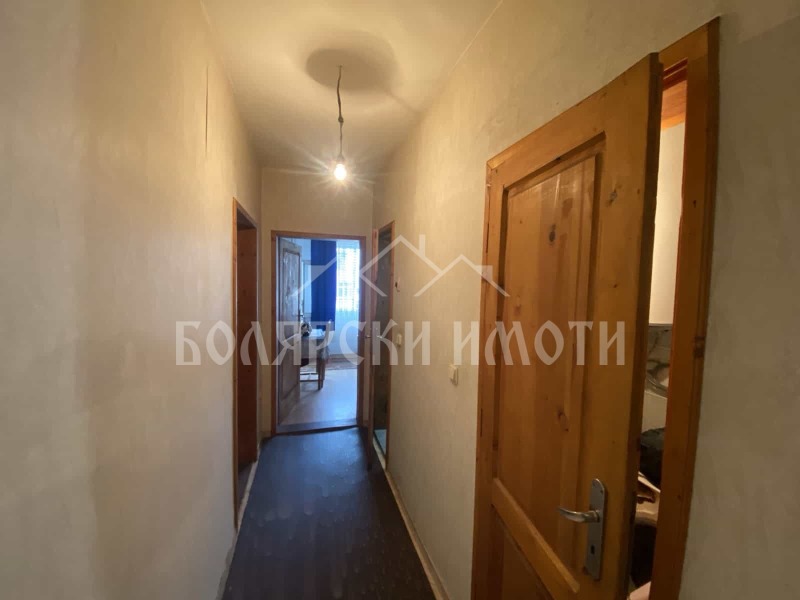 Продава 3-СТАЕН, гр. Велико Търново, Бузлуджа, снимка 4 - Апартаменти - 52361694