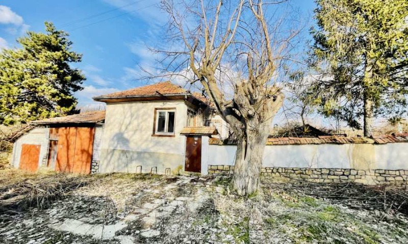 Продава КЪЩА, с. Сушица, област Велико Търново, снимка 3 - Къщи - 44934135