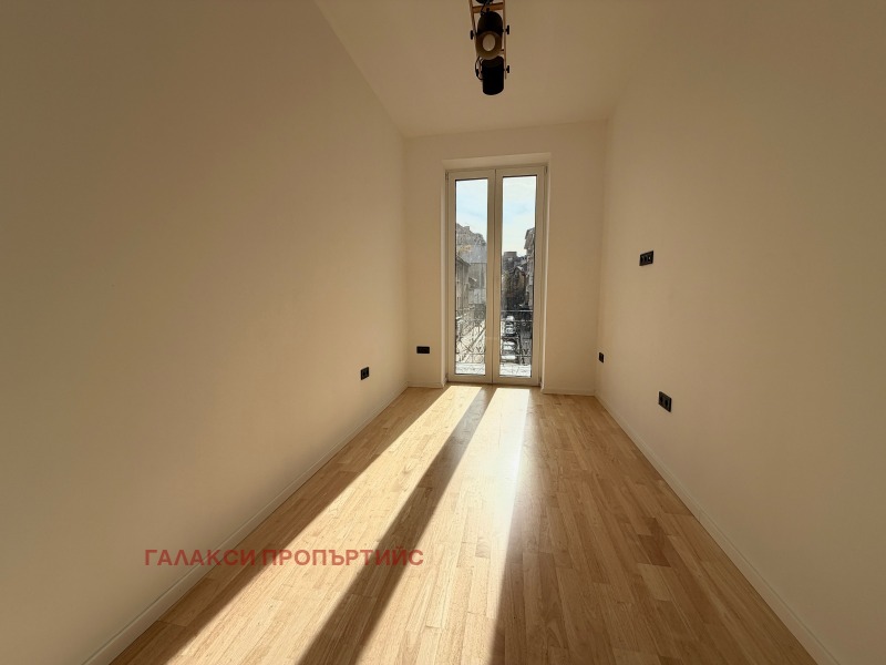 Продава КЪЩА, гр. София, Център, снимка 4 - Къщи - 52463291