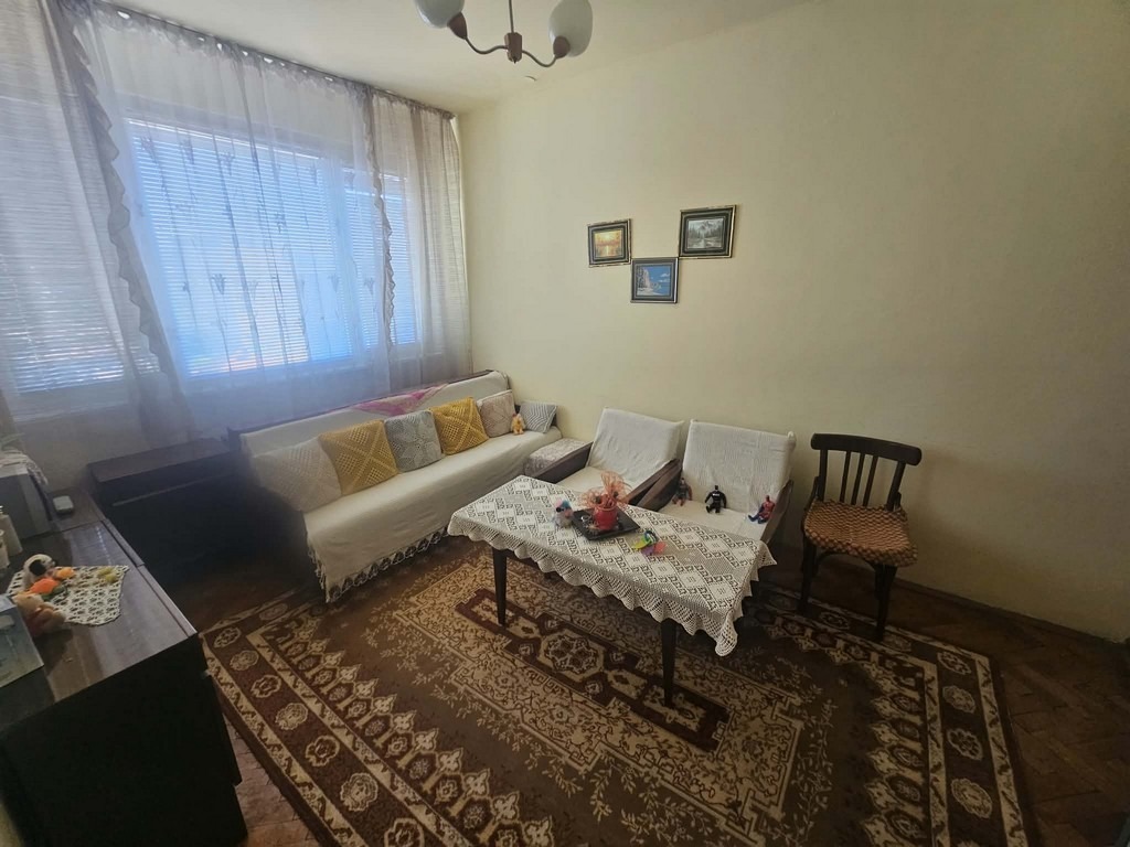 Продава 2-СТАЕН, гр. Кърджали, Център, снимка 9 - Апартаменти - 55535383