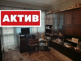 2-стаен град Търговище, Запад 1 3