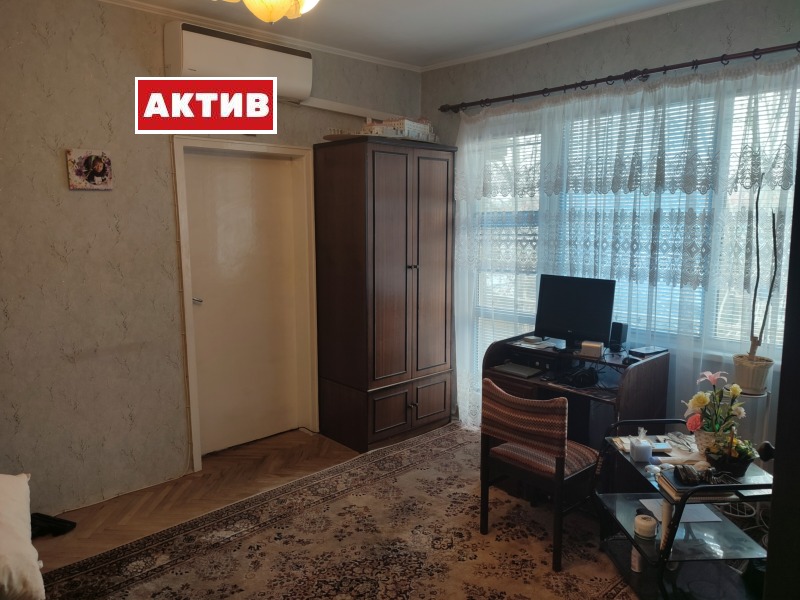 Продава 2-СТАЕН, гр. Търговище, Запад 1, снимка 3 - Aпартаменти - 49167557