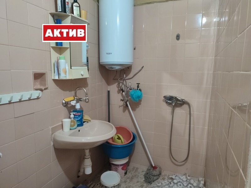 Продава 2-СТАЕН, гр. Търговище, Запад 1, снимка 5 - Aпартаменти - 49167557