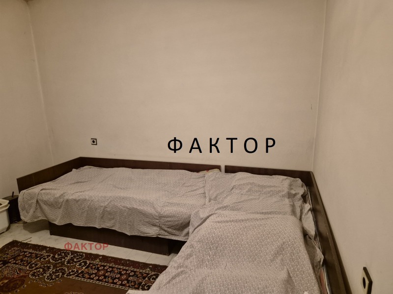 Продаја  2 спаваће собе регион Стара Загора , Чирпан , 95 м2 | 28917365 - слика [8]