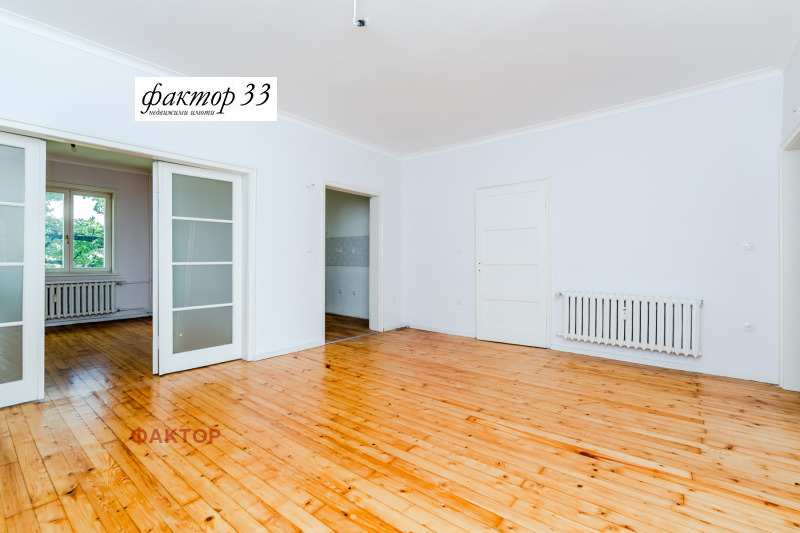 Na prodej  3+ ložnice Sofia , Centar , 138 m2 | 89869709
