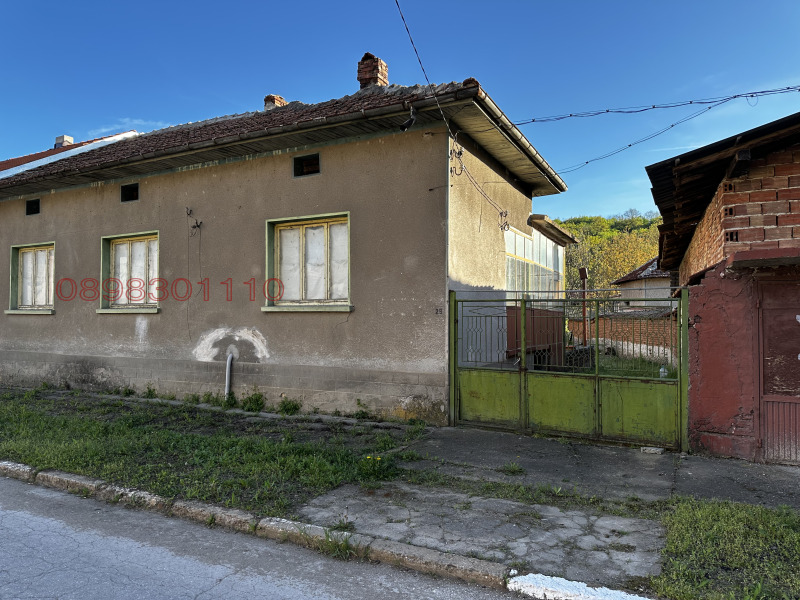 Продава КЪЩА, с. Беглеж, област Плевен