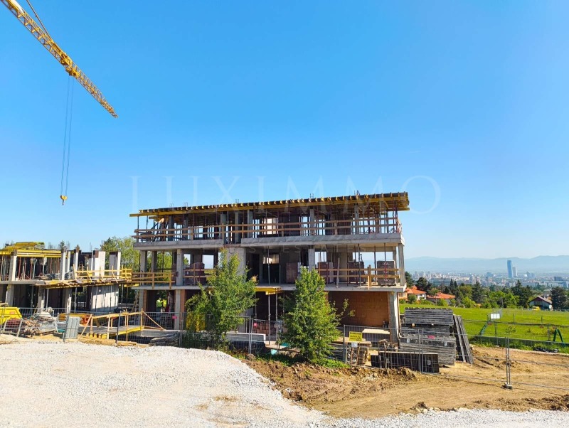 Till salu  Hus Sofia , v.z.Malinova dolina , 372 kvm | 81949846 - bild [2]