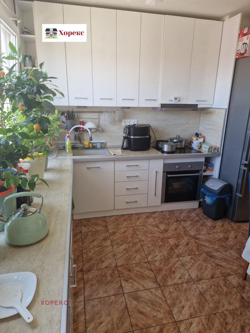 Продава 3-СТАЕН в град София, Надежда 1 - 94 кв.м / 270 000 € » 528 074.10 лв., ХОРЕКС