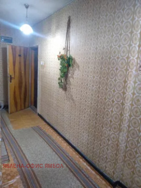 Продава  3-стаен град Ямбол , Георги Бенковски , 90 кв.м | 71701397 - изображение [2]
